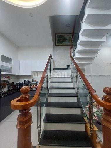 MẶT TIỀN HẺM 8m - LÊ ĐƯC THỌ GÒ VẤP - 8 x 13 - 2 TẦNG - 8.9 TỶ CÒN TL 