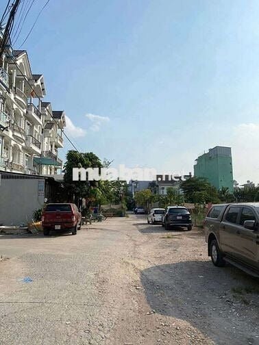 NHÀ 3 LẦU CHO THUÊ NGUYÊN CĂN GẦN CHỢ HIỆP THÀNH QUẬN 12