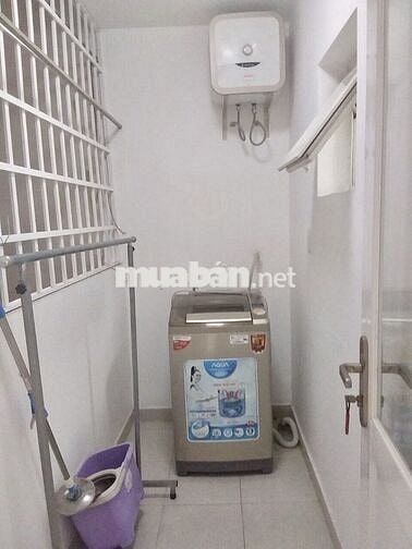 Chung cư  2PN- 90m2- 2WC đầy đủ nội thất, an ninh, không ngập nước, Q6