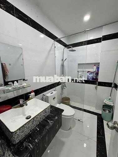 Chính Chủ Cho Thuê Nhà HXH , Ngay Lê Văn Quới , Ngã Tư 4 Xã .