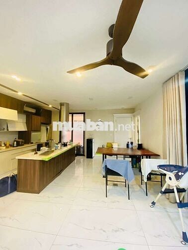 Siêu Phẩm Northern Diamond 129m – 3ngủ - Dân trí cao. Giá hơn 11tỷ