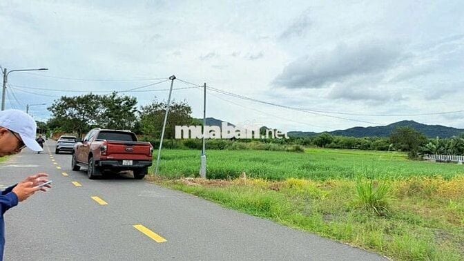 CHỦ KẸT NGÂN HÀNG BÁN NHANH LÔ ĐẤT CHỈ 900TR NGAY TT PHƯỚC HẢI