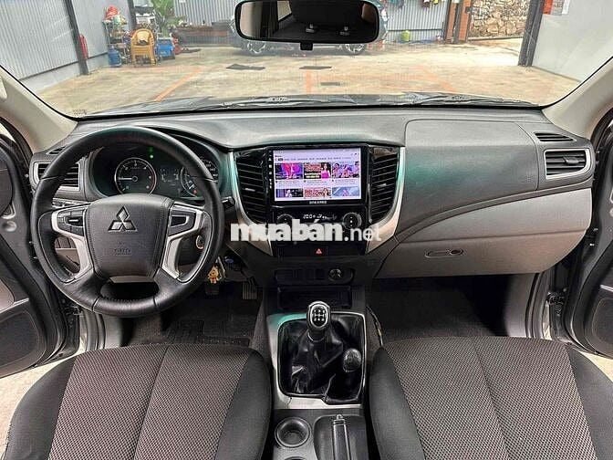 Mitsubishi Triton 2017 MT 2 cầu