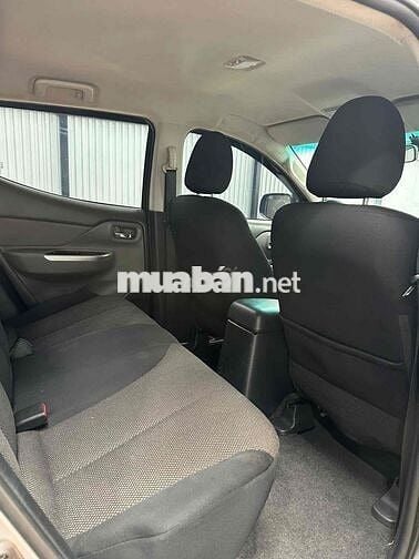 Mitsubishi Triton 2017 MT 2 cầu