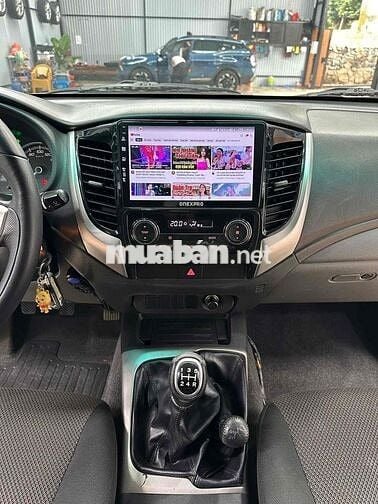 Mitsubishi Triton 2017 MT 2 cầu