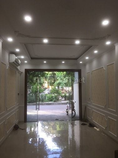 Cho thuê nhà 6 tầng,1 tum 55m2 Đặng Thùy Trâm, HN