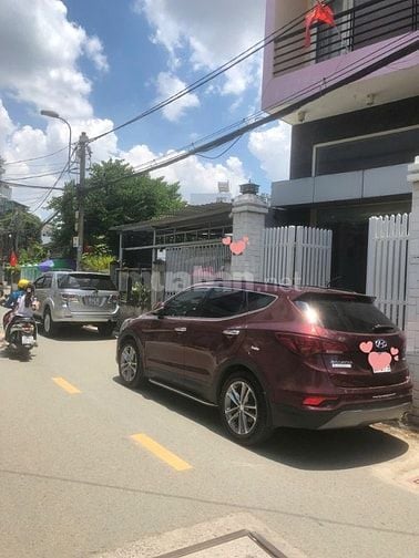 Cho thuê nhà nguyên căn 3 tầng , 5pn  , đường ô tô , 