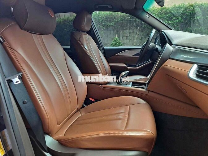 VinFast Lux SA Premium 2020 Xanh dương