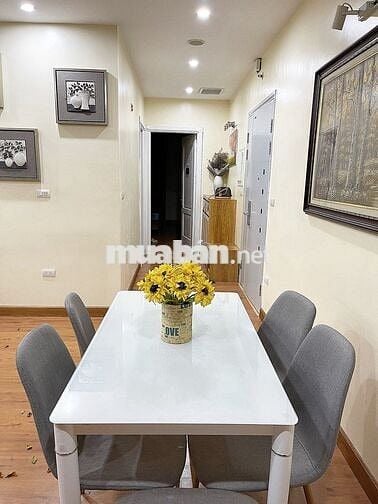 Cho thuê nhà giá rẻ 17tr/th 120m2 3N full đồ tại Golden Palace Mễ Trì