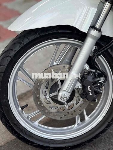 SH 160i 2024 TRẮNG LƯỚT ( CÓ ĐỔI XE GÓP )