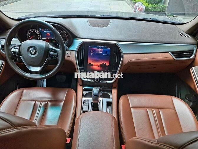 VinFast Lux SA Premium 2020 Xanh dương