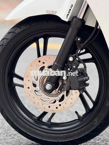 SH 160i ABS 2024 LƯỚT TRẮNG ĐEN