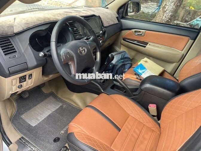Fortuner 2016, sơn zin 90%, 88 ngàn km, vỏ theo xe