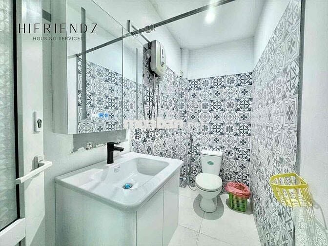 CHO THUÊ CHUNG CƯ MINI / 1 PHÒNG NGỦ TÁCH BẾP - NHÀ THANG MÁY