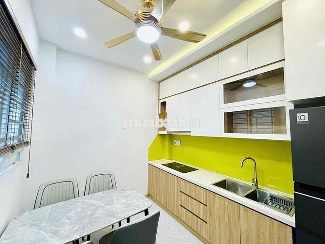 Mặt tiền Nguyễn Trọng Tuyển dtsd 43.5m2 2 tầng mới 2Pn chỉ hơn 6.2 tỷ