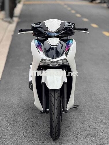 SH 160i ABS 2024 LƯỚT TRẮNG ĐEN