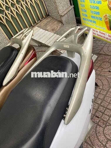 Honda Lead Fi Trắng