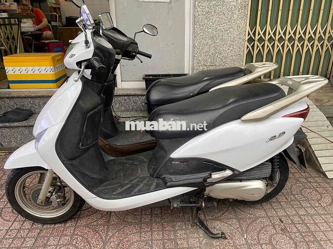 Honda Lead Fi Trắng