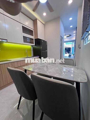 Mặt tiền Nguyễn Trọng Tuyển dtsd 43.5m2 2 tầng mới 2Pn chỉ hơn 6.2 tỷ