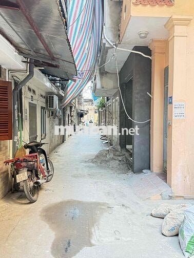 NGHĨA TÂN- OTO ĐỖ CỬA VÀO NHÀ- SÁT MẶT PHỐ- 3 NGỦ FULL NỘI THẤT- SĐCC