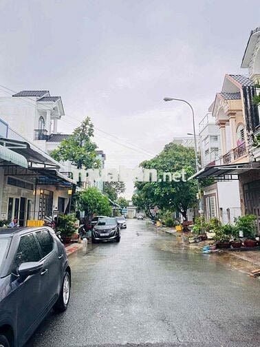 Bán cặp nhà trọ có 7 phòng đang có thu nhập ở KDC Đại Học Y Dược