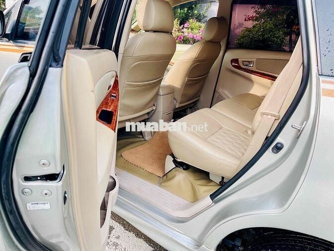 Toyota Innova 2008 G - 210000 km