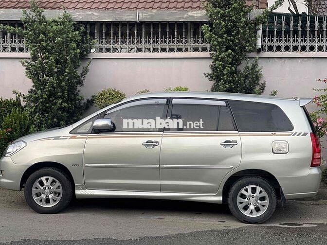 Toyota Innova 2008 G - 210000 km