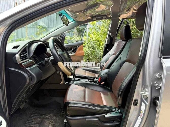 Toyota Innova 2.0G AT 2019 - 49000km