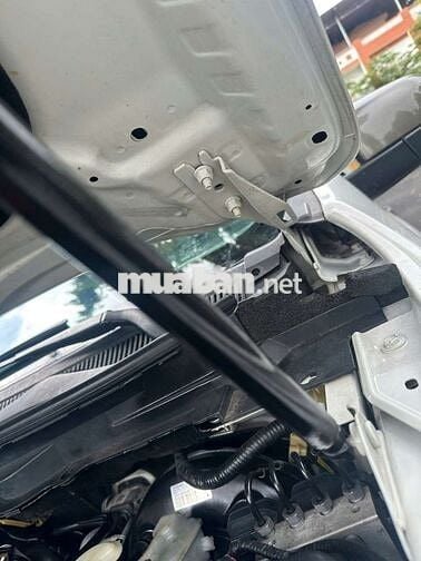 Ford Ranger XLS Trắng Tự động 2019