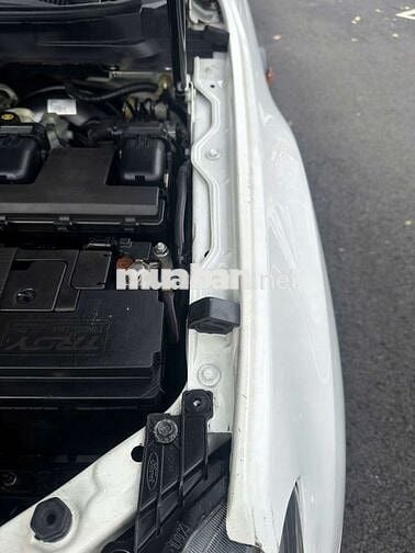 Ford Ranger XLS Trắng Tự động 2019