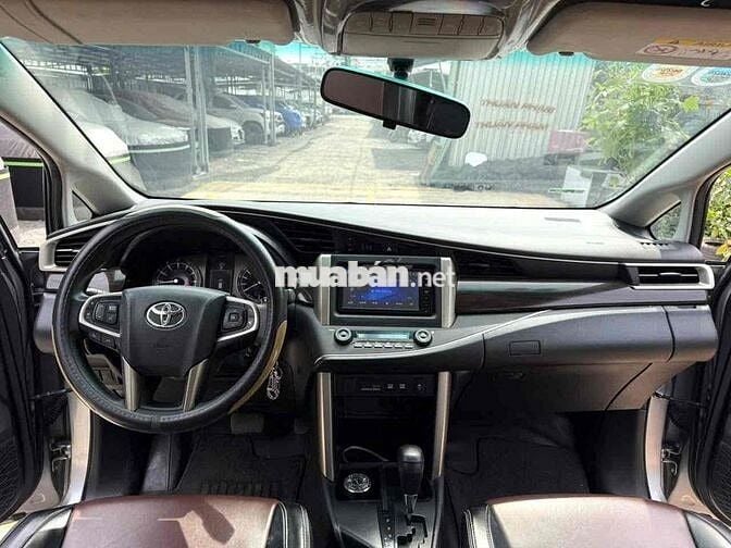 Toyota Innova 2.0G AT 2019 - 49000km
