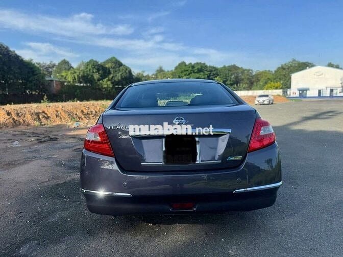 2009 2.0 AT - 140000 km