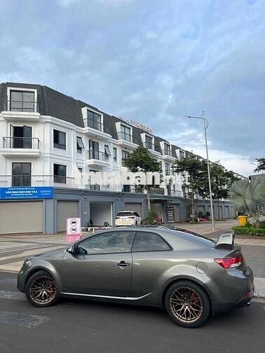 Kia Cerato 2010 Koup 2.0 AT - 125456 km