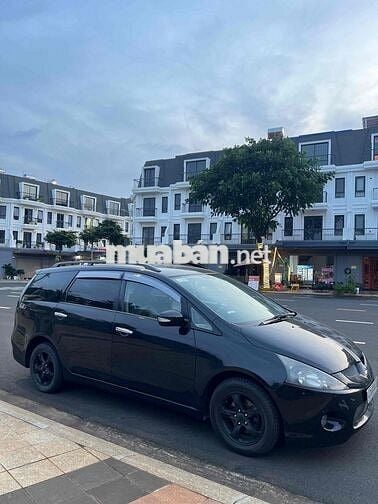 Mitsubishi Grandis 2005 2.4 AT - 125456 km