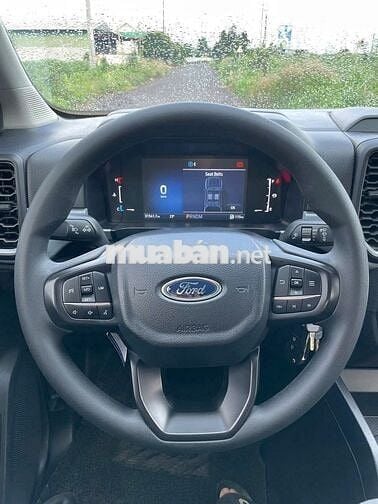 Ford Ranger 2024 XLS Trắng 30953 km