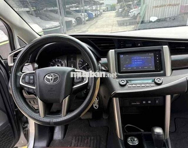 Toyota Innova 2.0G AT 2019 - 49000km
