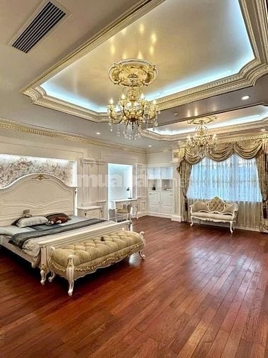 Hót ! Cạnh Âu Cơ bán nhà diện tích khủng 210m2,ngang8m, Hẻm nhựa 10m. 