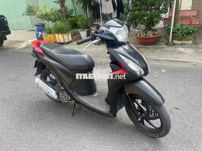 Nhà dư xe cần bán