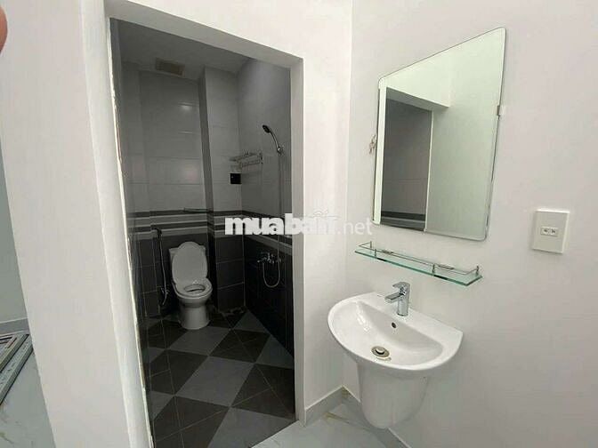 Cho thuê nhà đg.nội bộ.ni sư huỳnh liên.p10.tân bình