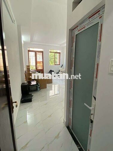 Cho thuê nhà đg.nội bộ.ni sư huỳnh liên.p10.tân bình