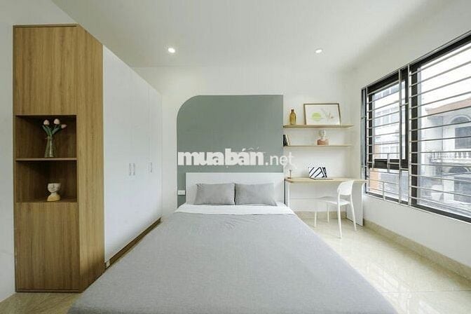 1N1K Mặt Phố Hoàng Văn Thái – 45m², máy giặt riêng, ô tô đỗ cửa