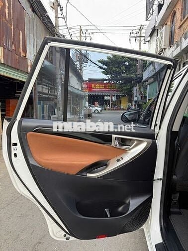 Toyota Innova 2019 2.0G - 68000 Km