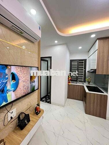Bán căn hộ Phố Trần Quý Cáp-Đống Đa 38m 1 ngủ full nội thất