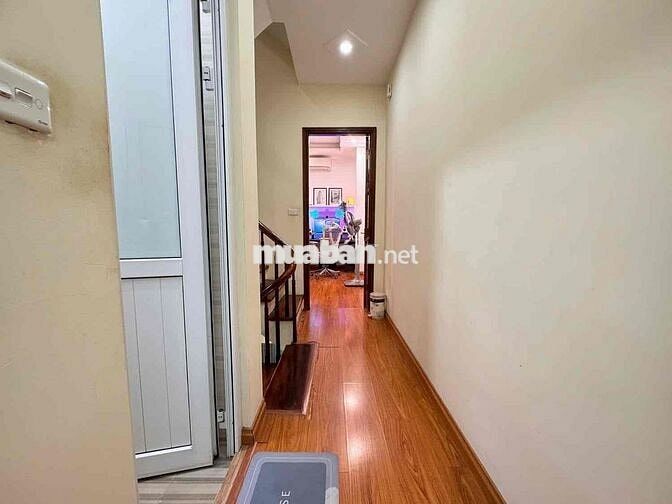 Bán Nhà Pháo Đài Láng, Huỳnh Thúc Kháng S41m 5t giá 10.1 tỷ