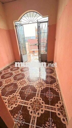 NHÀ NGAY CHỢ THÀNH , GIÁO XỨ NAM HƯNG, TÂN THỚI NHÌ HÓC MÔN