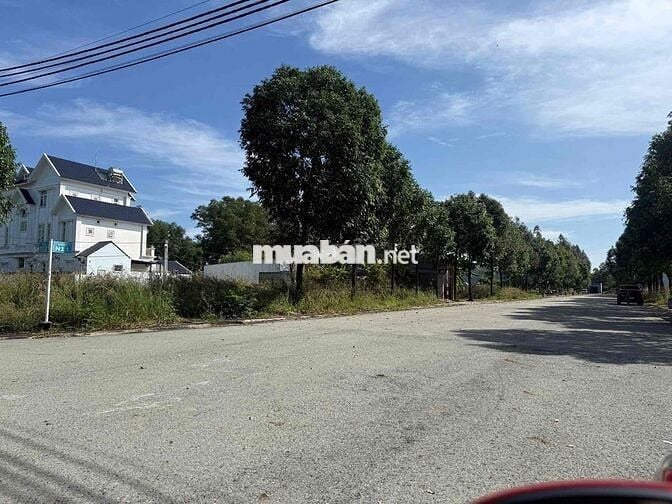 GIÁ 910TR RA LÔ ĐẤT 300M2 MỸ PHƯỚC 4 GẦN ĐH VIỆT ĐỨC - SỔ SẴN