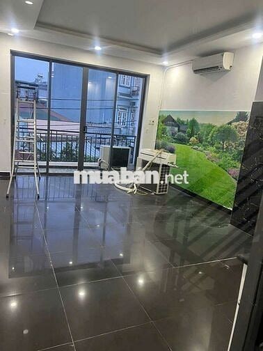 Cho thuê nhà mới Trung Chánh đường 6m thông