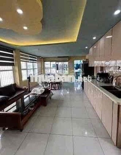 BÁN NHÀ PHỐ AN TRẠCH-CÁT LINH. DTSD 60m, 7T, MT 5.5m, OTO VÀO NHÀ