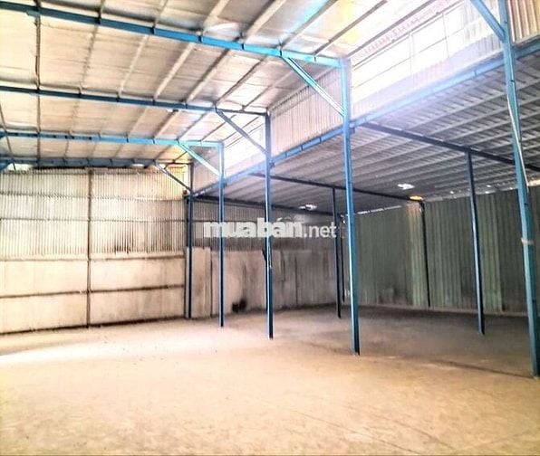 Xưởng 560m2 - Xe Container - Bà Điểm Hóc Môn.