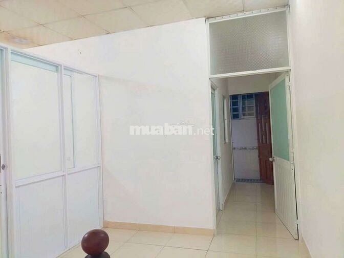 Nhà gác lửng rẻ nhất Phú Hoà, DT: 4,8x16, thổ cư: 50, 2PN, đường 6m